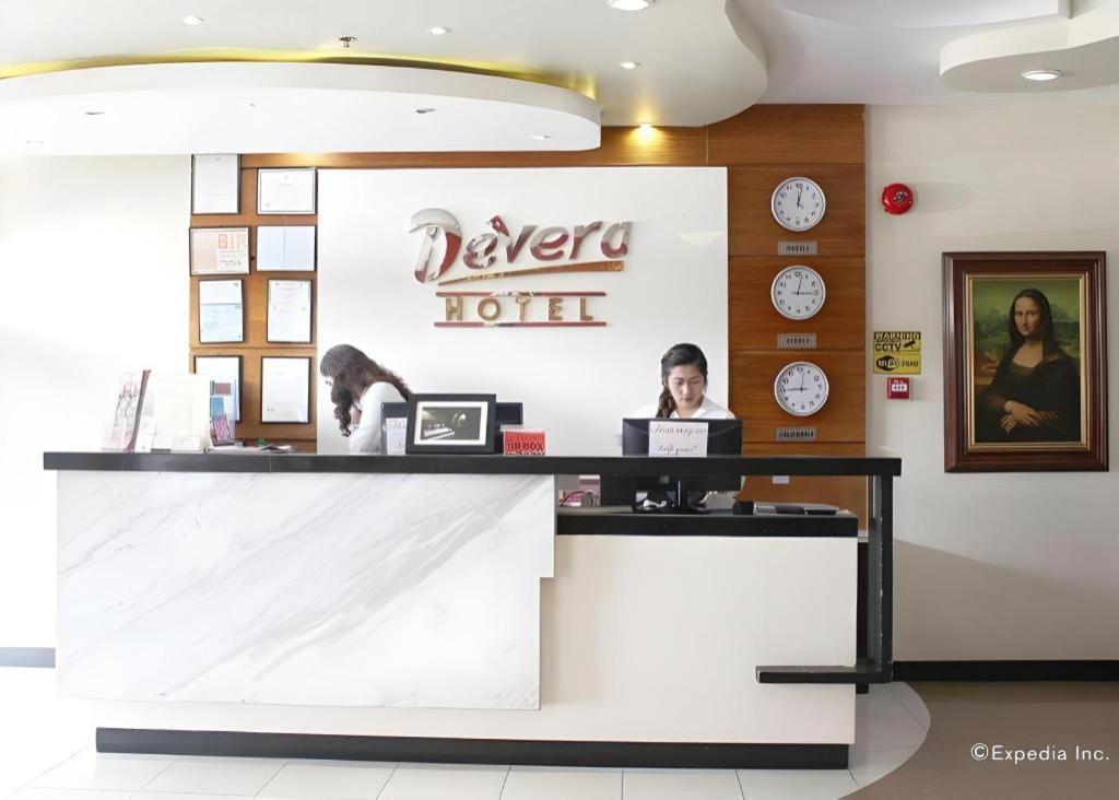 Devera Hotel Angeles Exteriér fotografie